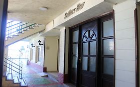 منتجع ايفو - المنتزة